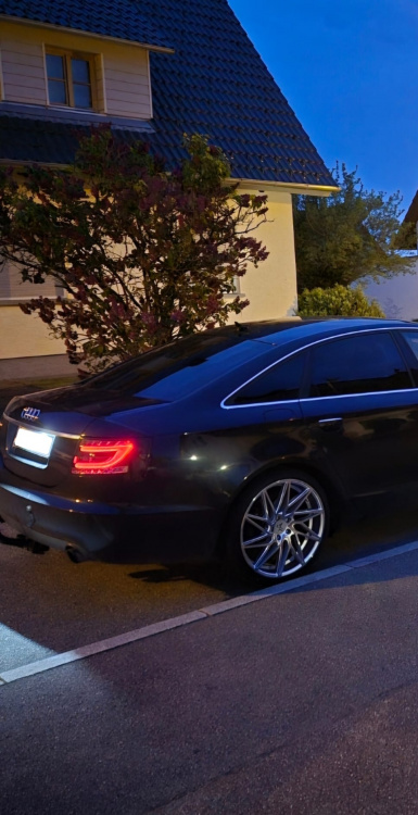 LED Lightbar Design Rückleuchten für Audi A6 4F (C6) 04-08 Limousine rauch (7Pin)